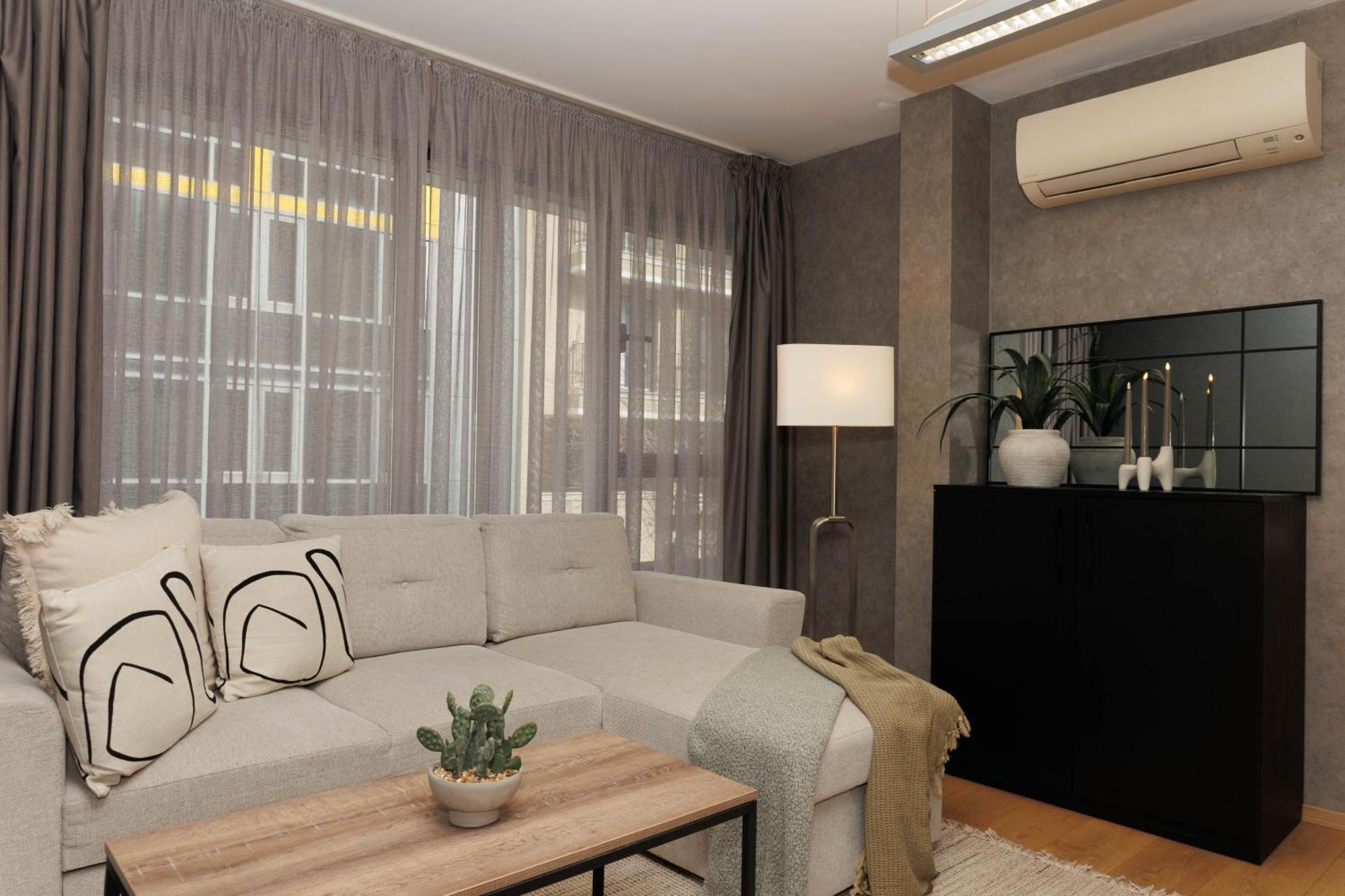 City Center Apartments With Parking พลอฟดิฟ ภายนอก รูปภาพ